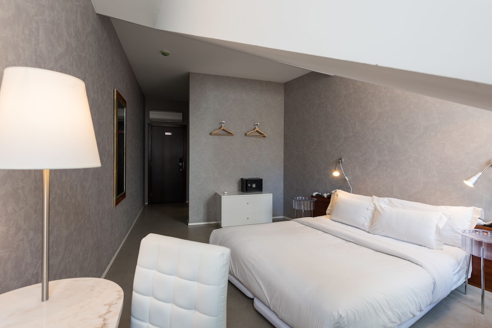 Alfama Lisbon Lounge Suites 50/50