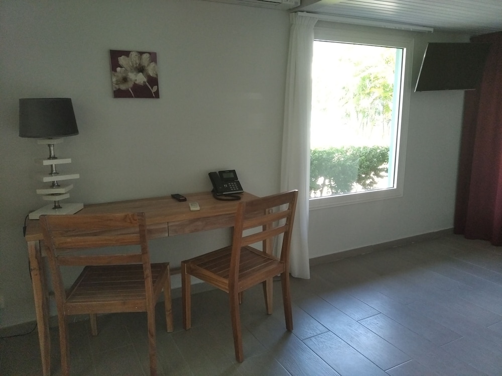 Hotel Fregate Bleue 65/72