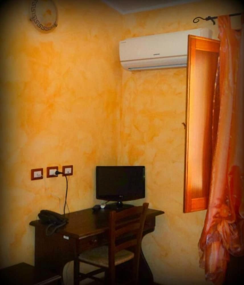 Hotel Sant'elene 25/50