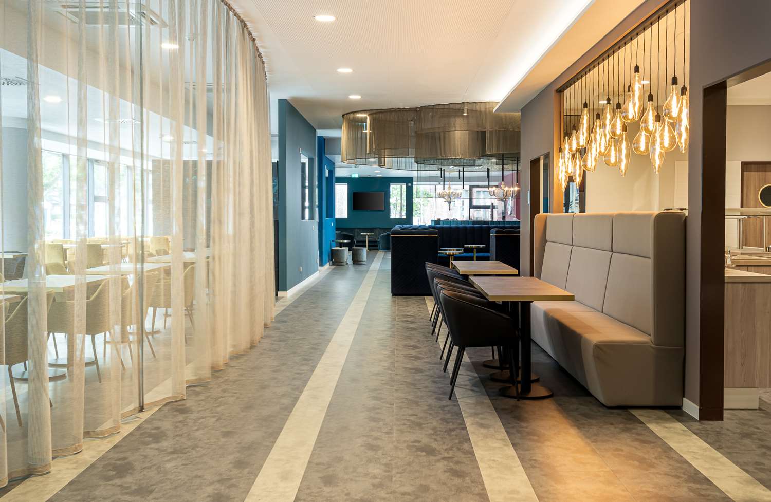 elaya hotel oberhausen, Trademark by Wyndham 20/22