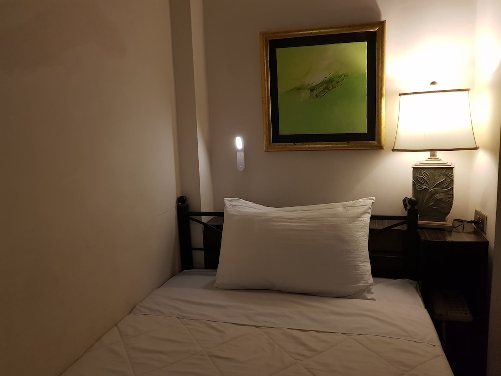 Memory Hotel 40/65