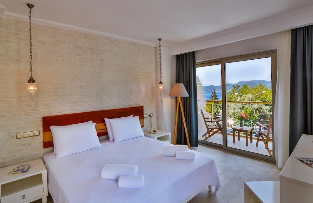 Arnna Hotel 18/67