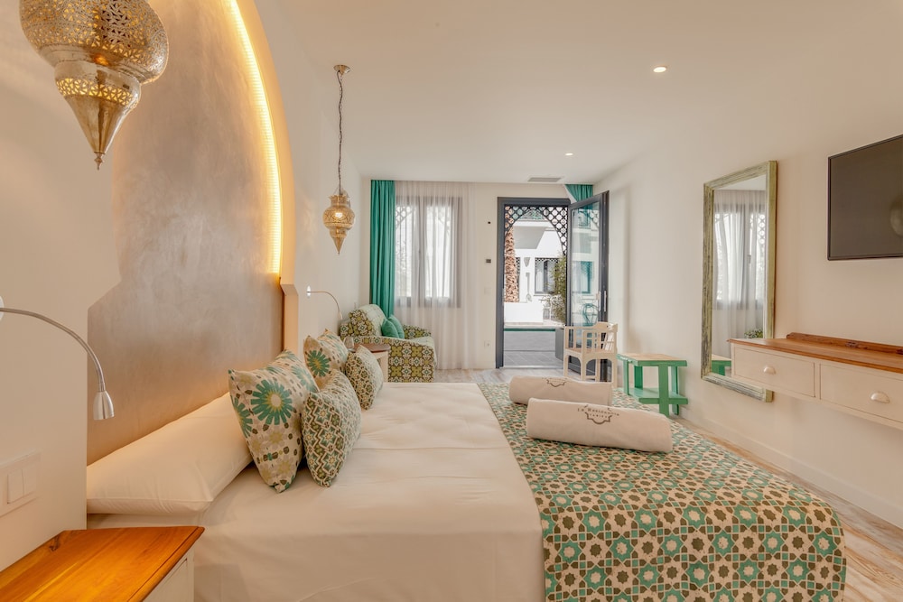 Hotel & Spa La Residencia Puerto 51/73