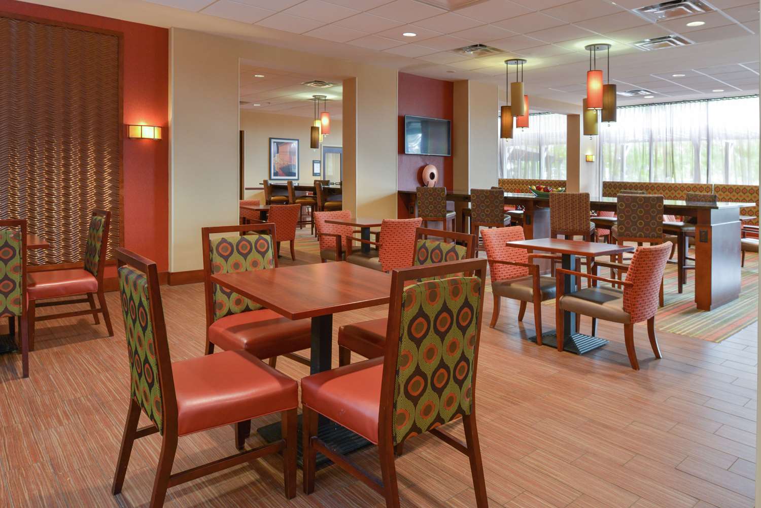restaurant cafeteria