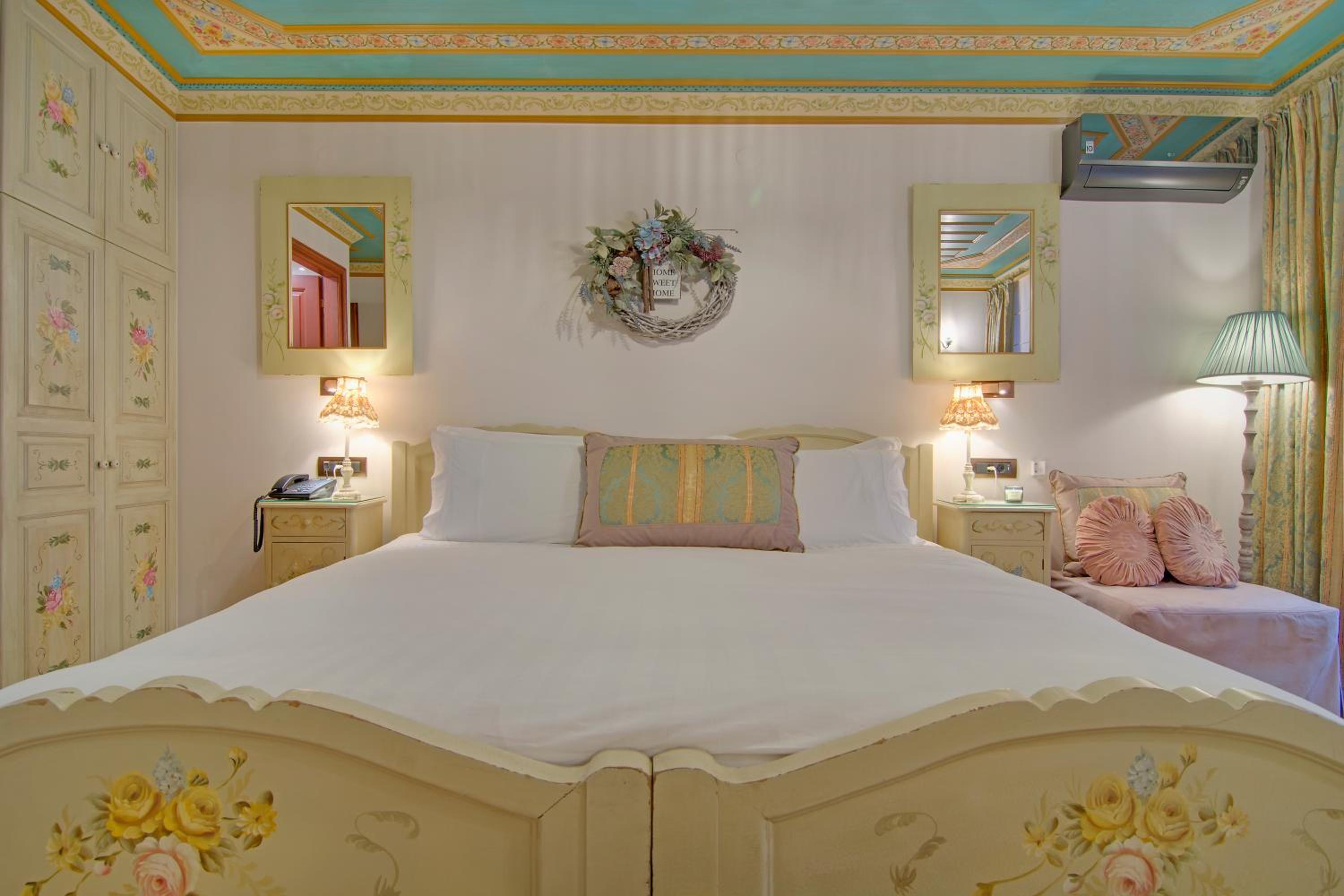Room, Twin Beds, Archontariki Boutique Hotel 7/8