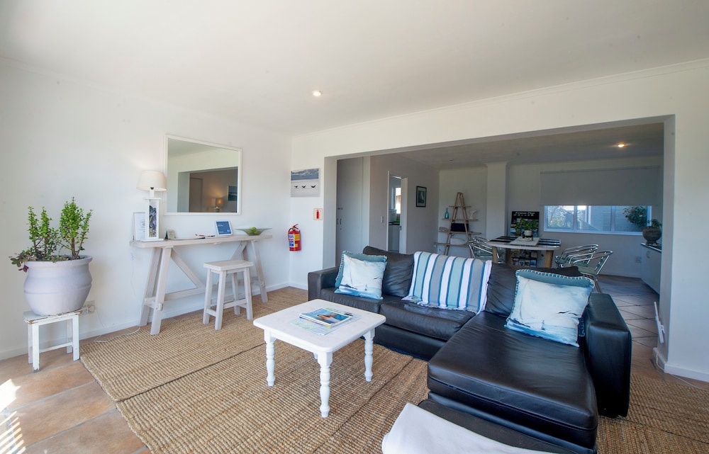 Thanda Vista - Bed And Breakfast 24/50