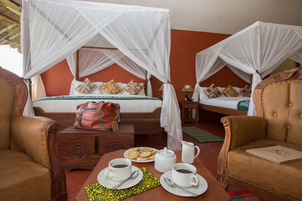 Serengeti Simba Lodge 16/30