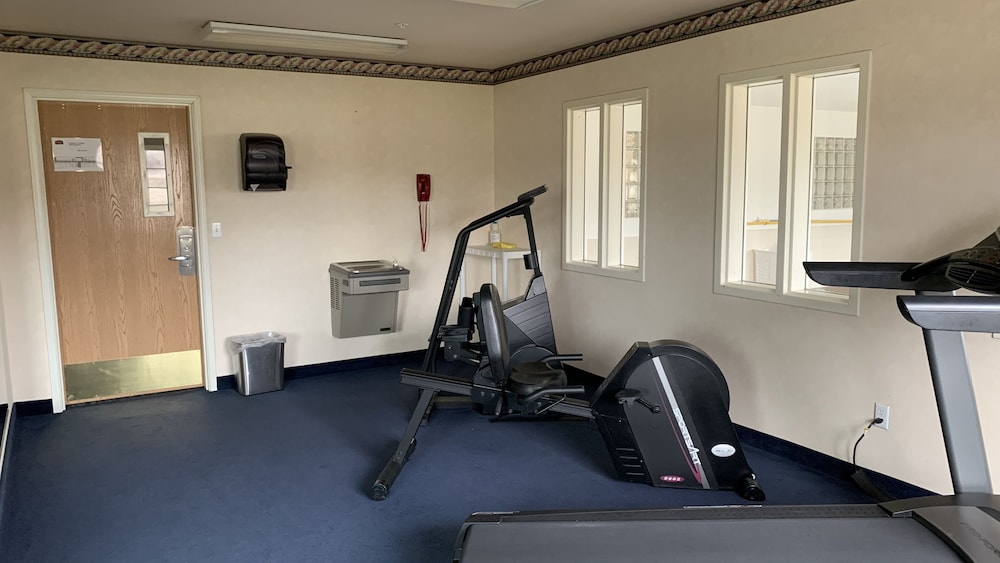 Fairbridge Inn & Suites Miles City 26/47