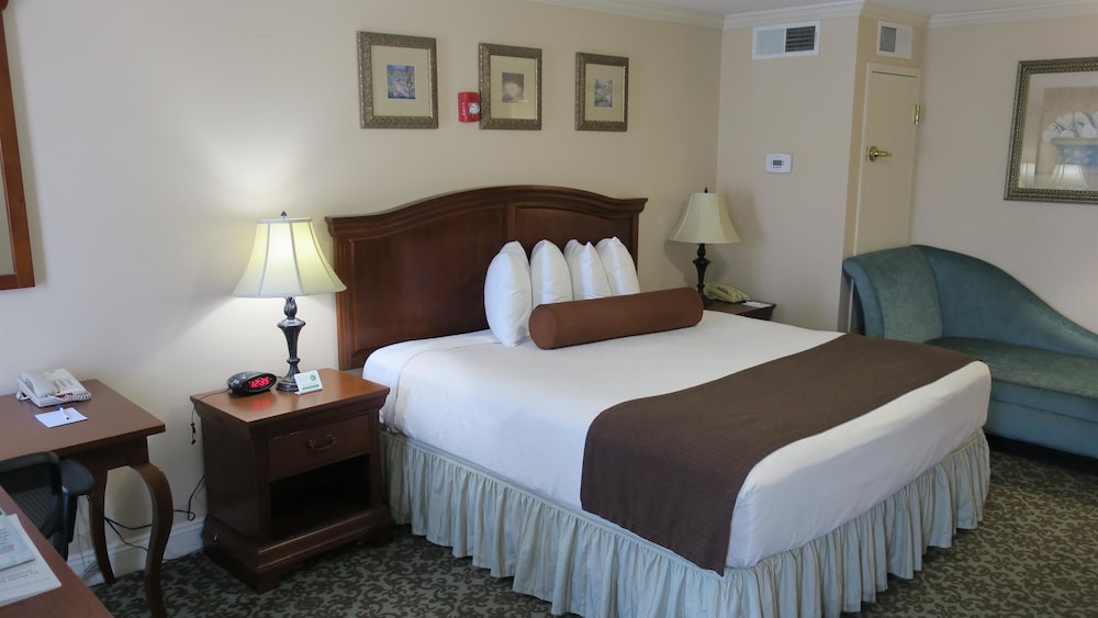Best Western Plus French Quarter Courtyard Hotel 18/54