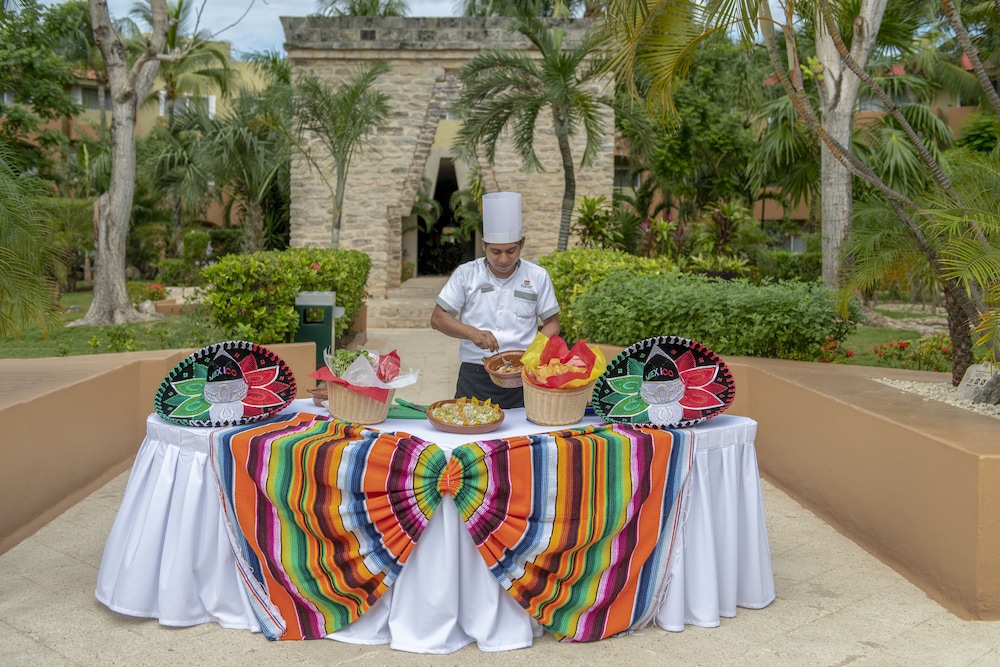 Viva Azteca by Wyndham A Trademark All Inclusive Resort 75/84