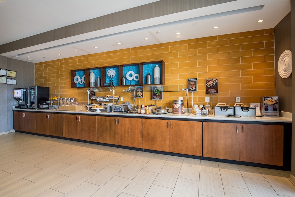Springhill Suites Houston Rosenberg 6/47