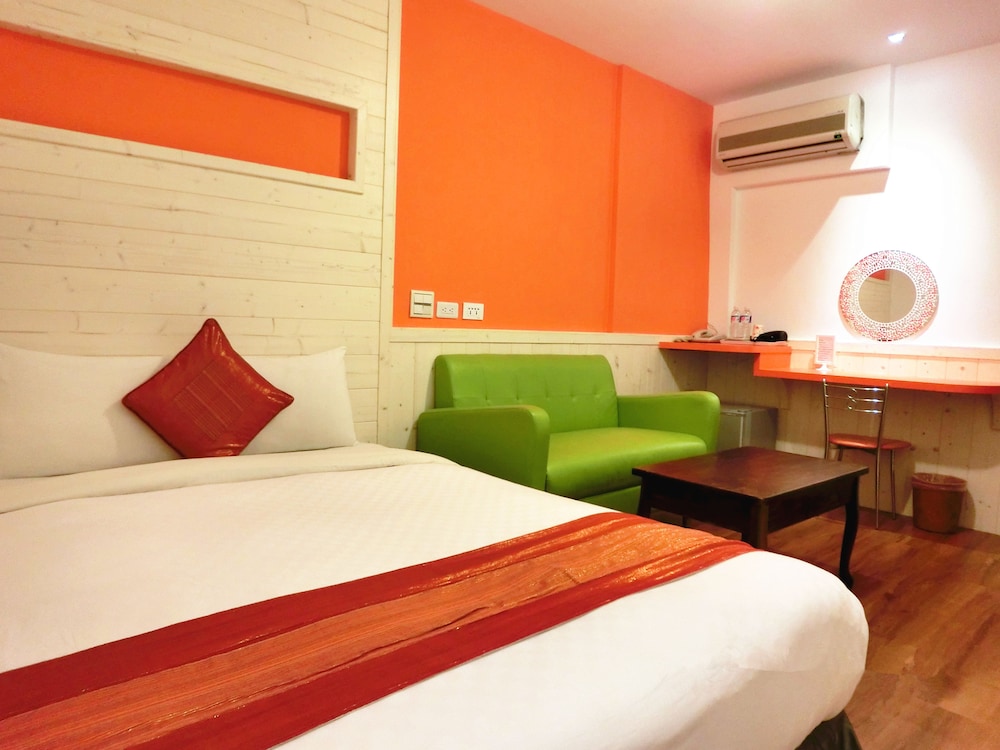 Xing Ji Hotel 12/50