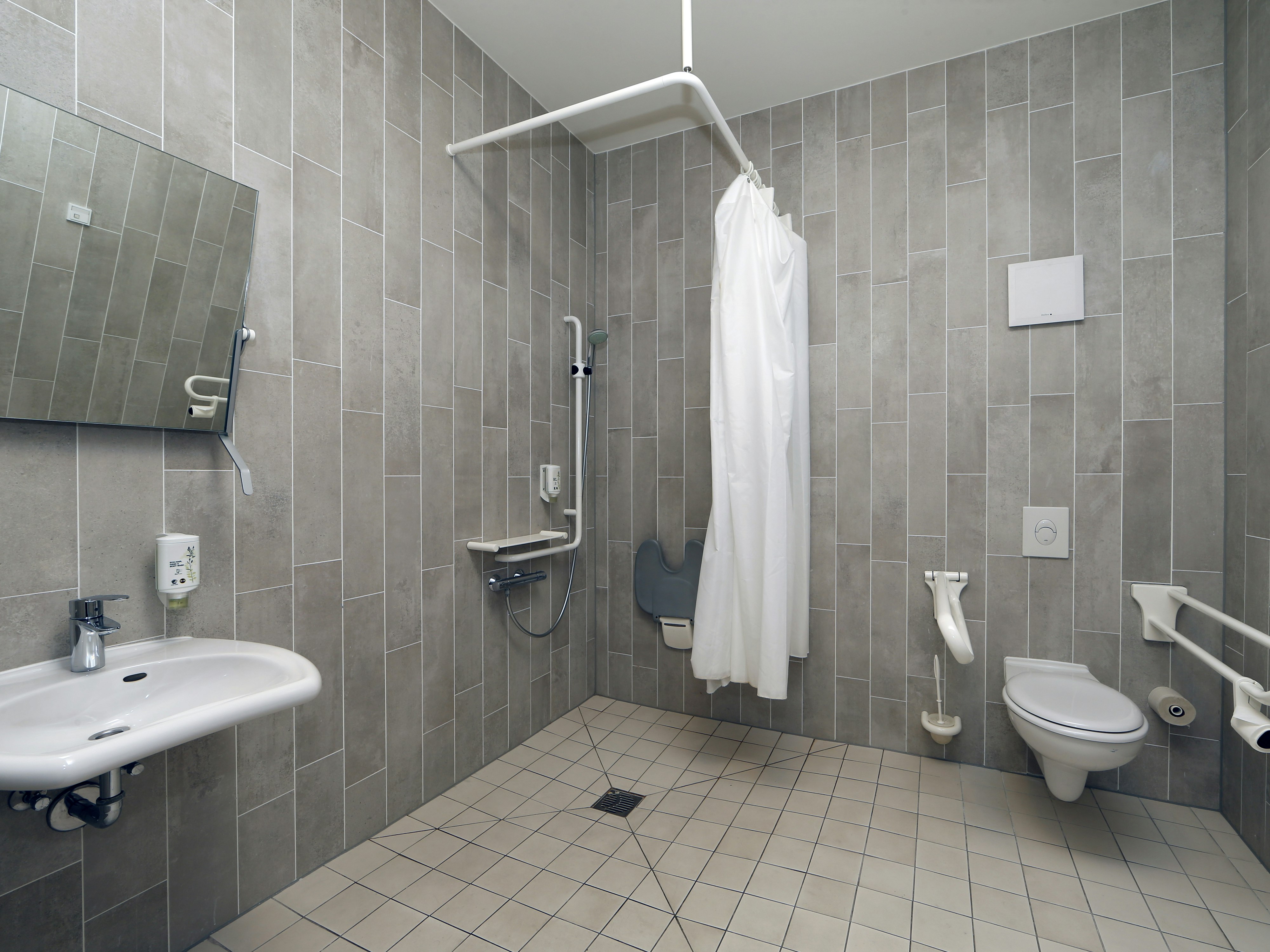 B&B Hotel Berlin Airport 27/31