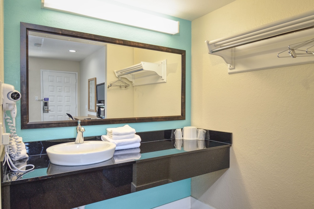 Vagabond Inn Buttonwillow North I-5 39/39