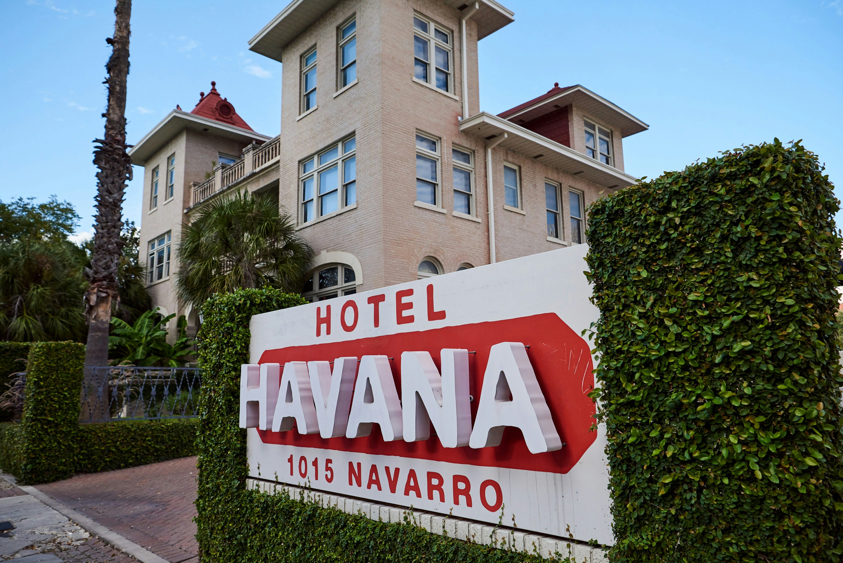 Hotel Havana 4/82