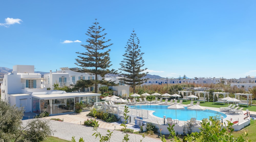 Naxos Nature Suites 34/39