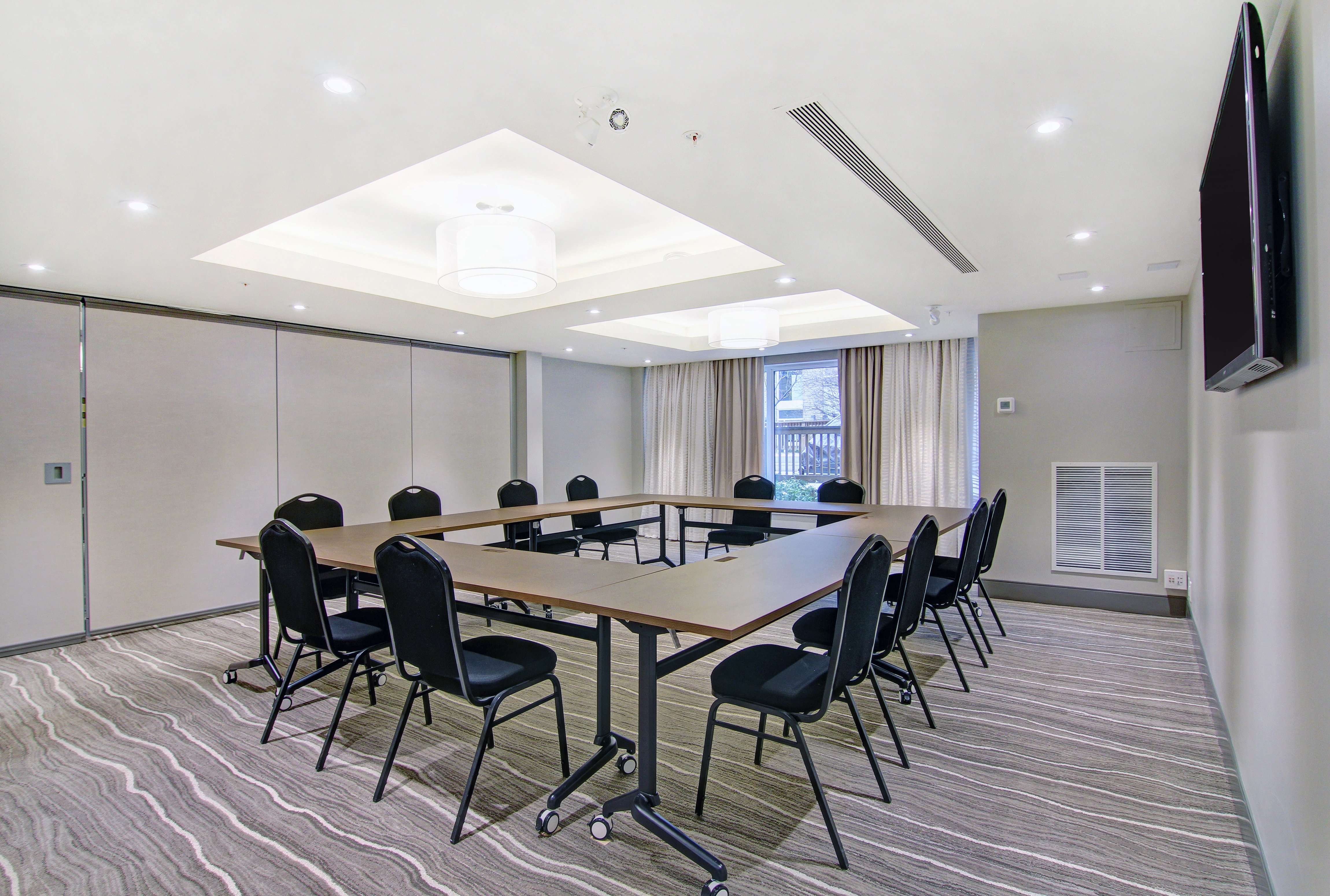 Staybridge Suites Toronto - Vaughan South 49/56