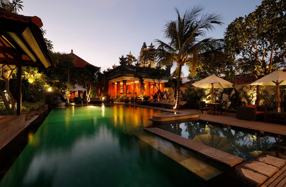 Adi Dharma Hotel Legian 40/50