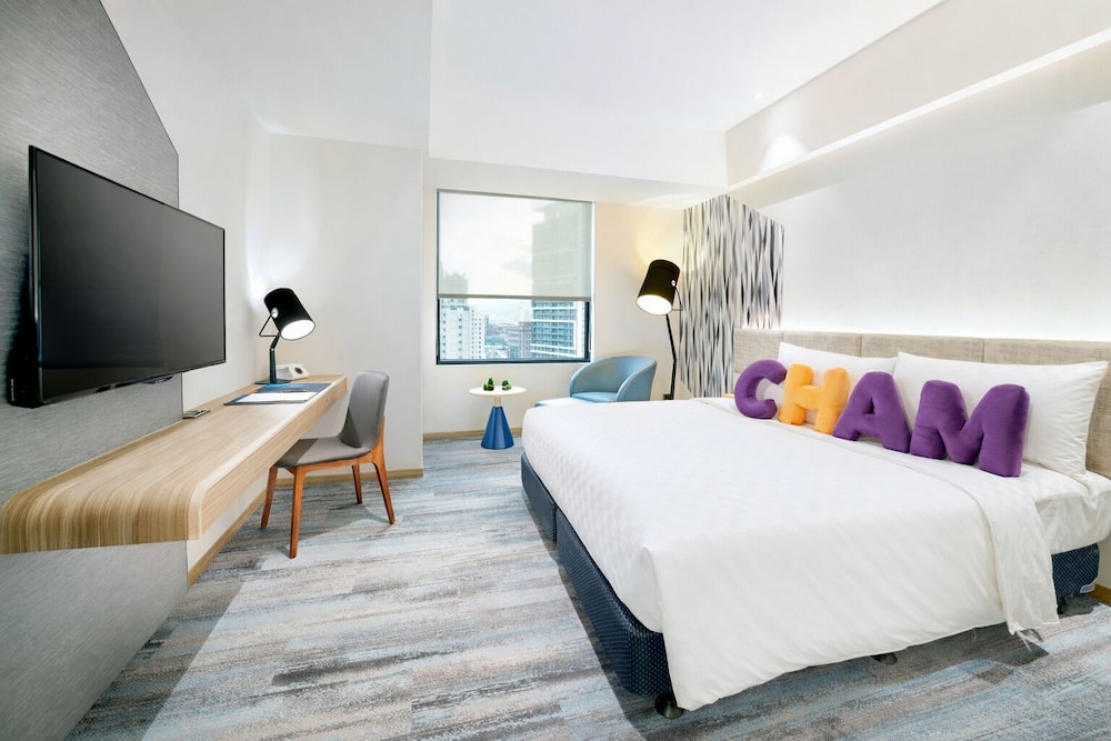 Interior, Standard, Queen Bed