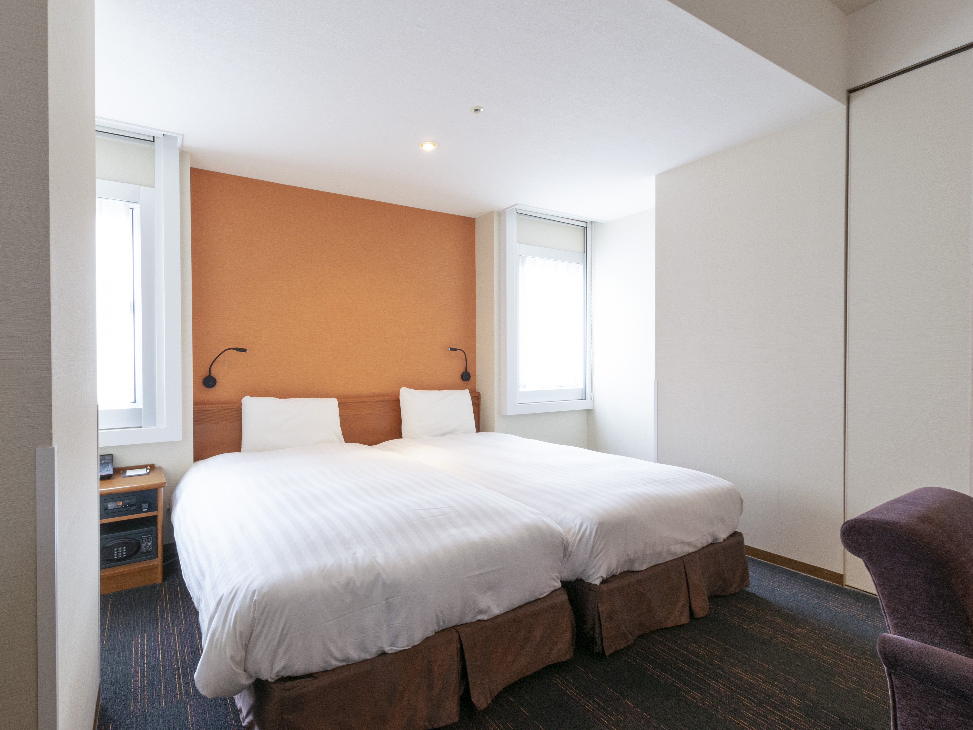 Superior, Twin Beds