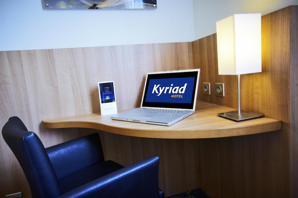 Kyriad Tours Centre 31/44
