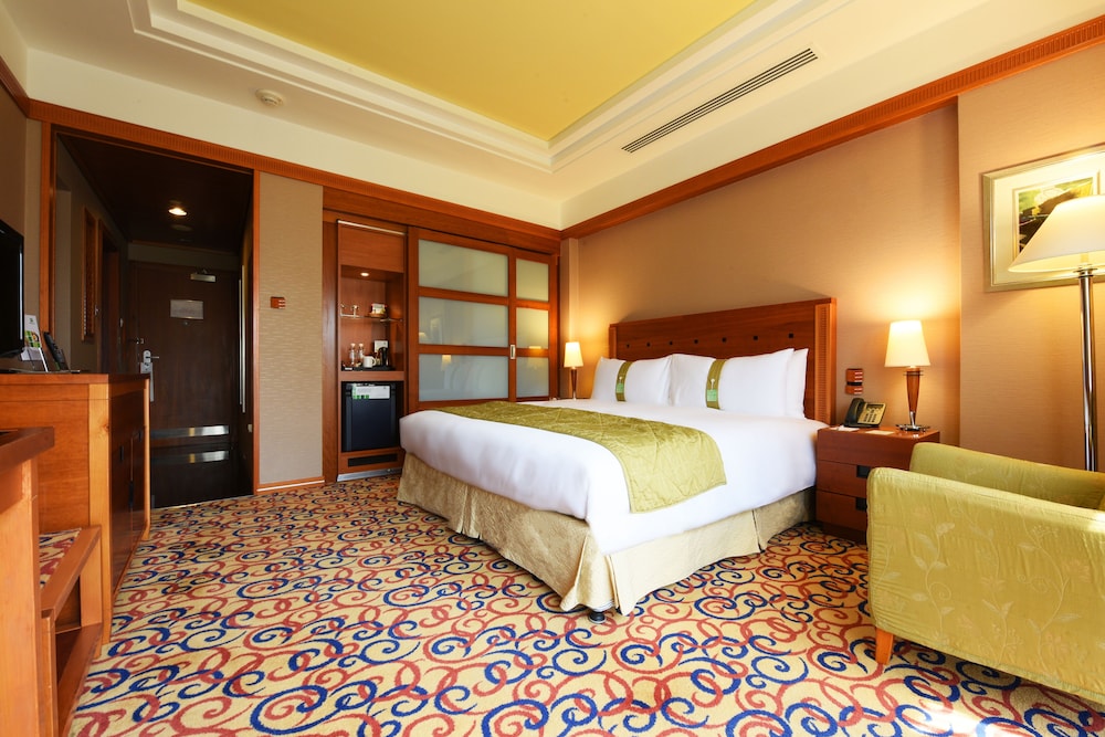 Holiday Inn Kuwait 21/79