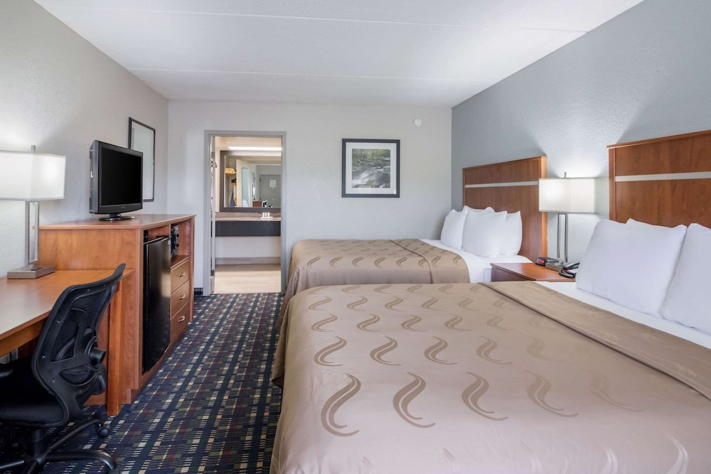 Quality Inn Dandridge 19/59