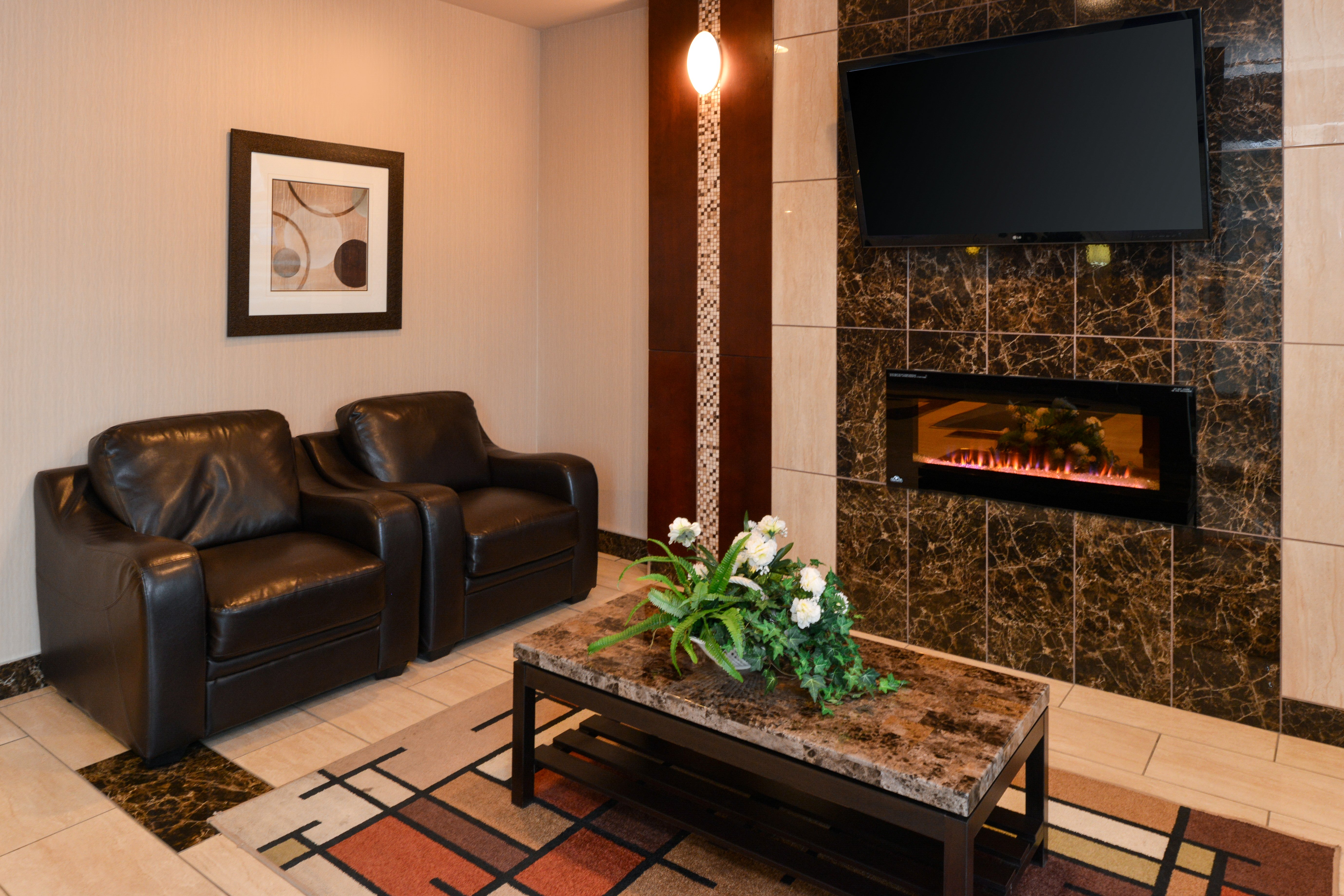Holiday Inn Express And Suites Edmonton North 64/75