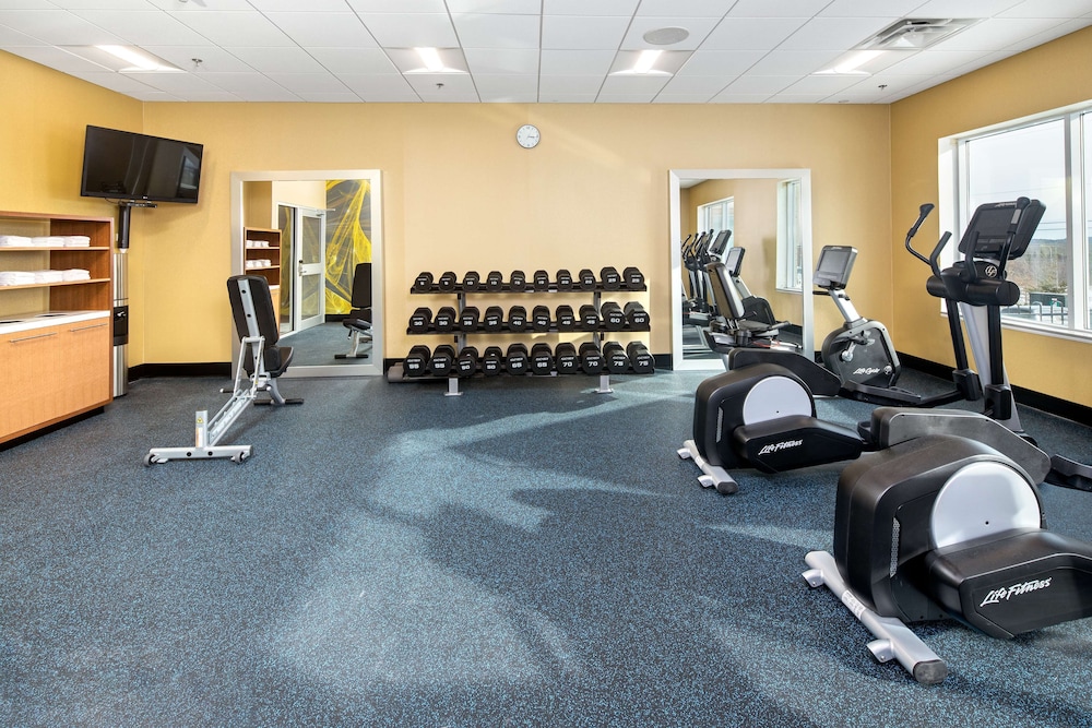 Hilton Garden Inn Halifax Airport 11/32