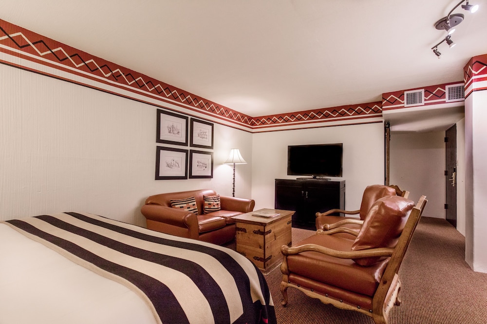 Inn And Spa At Loretto 15/42