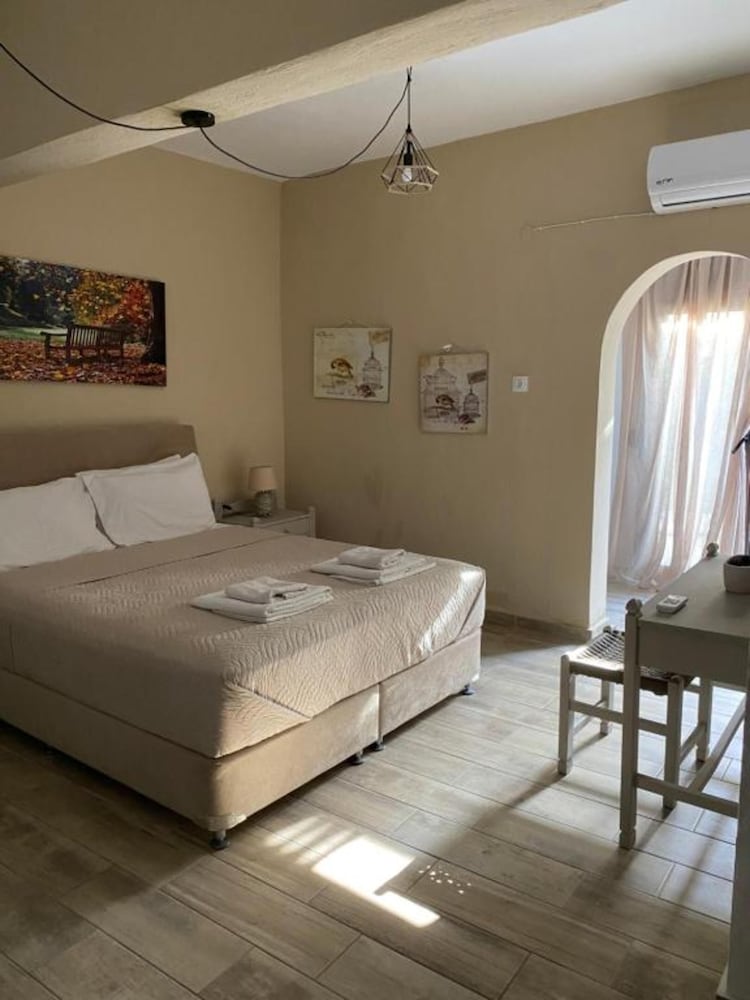 Kasteli Studios and Apartments 15/49