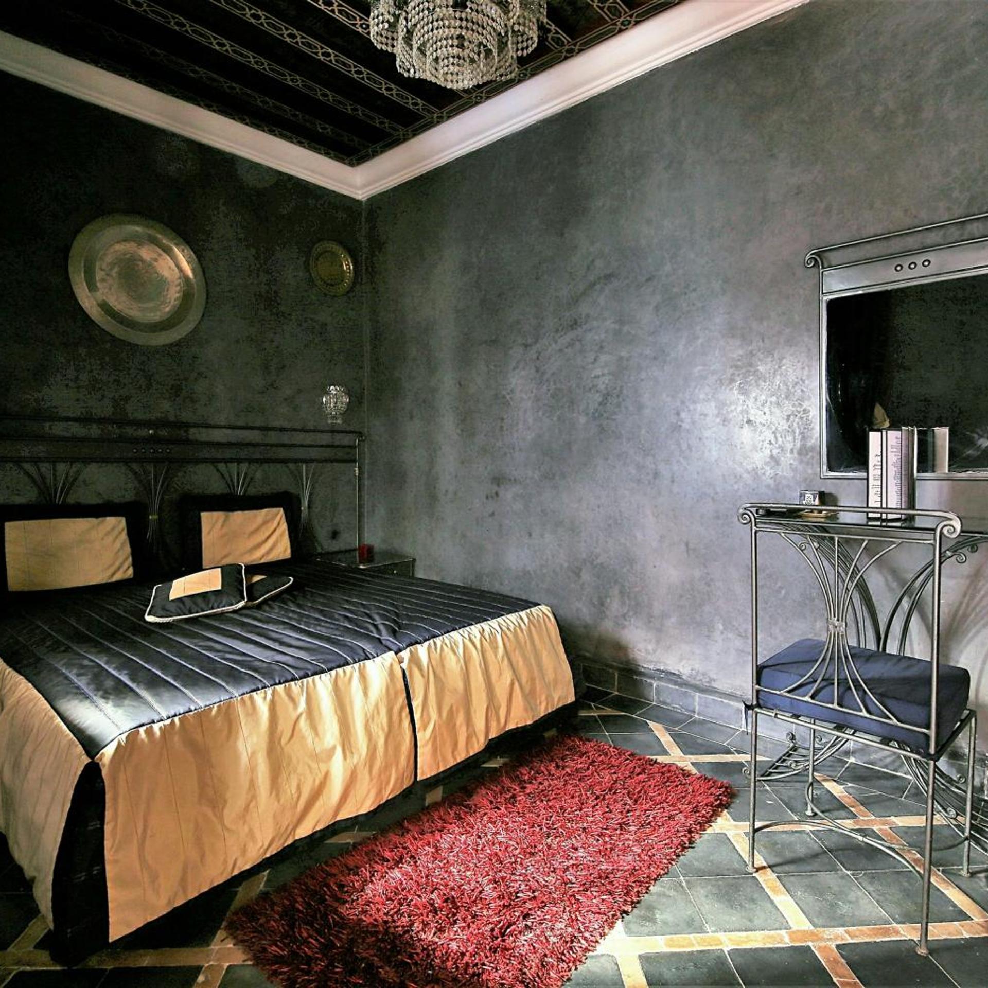 Yasmina, Double or Twin Bed