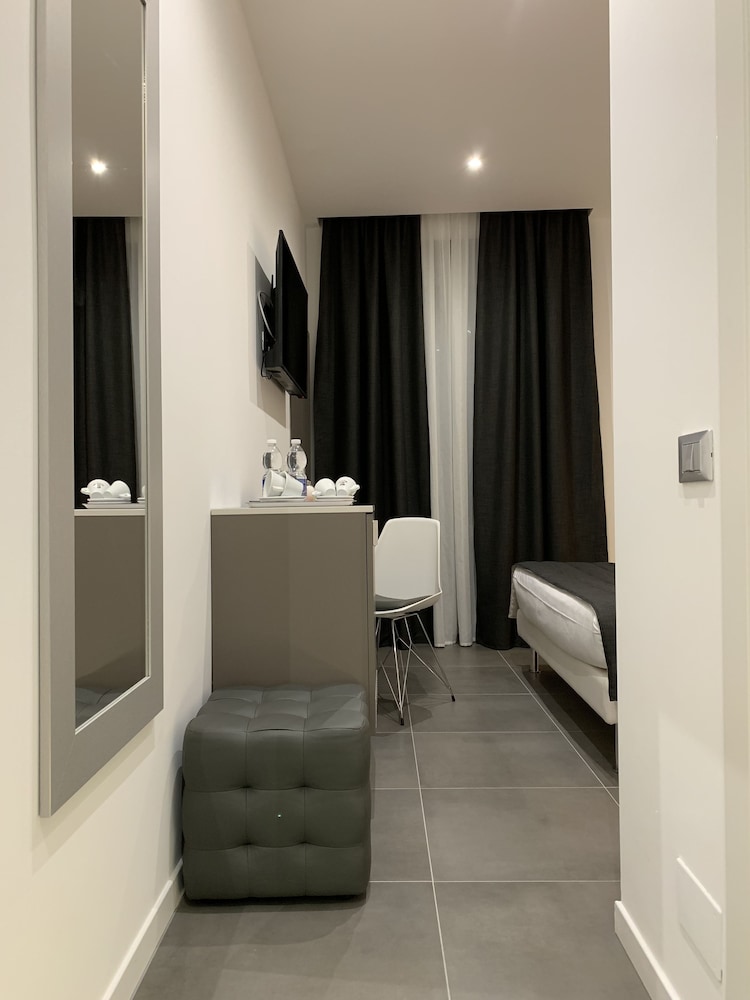 Aparthotel Bossi 61/61