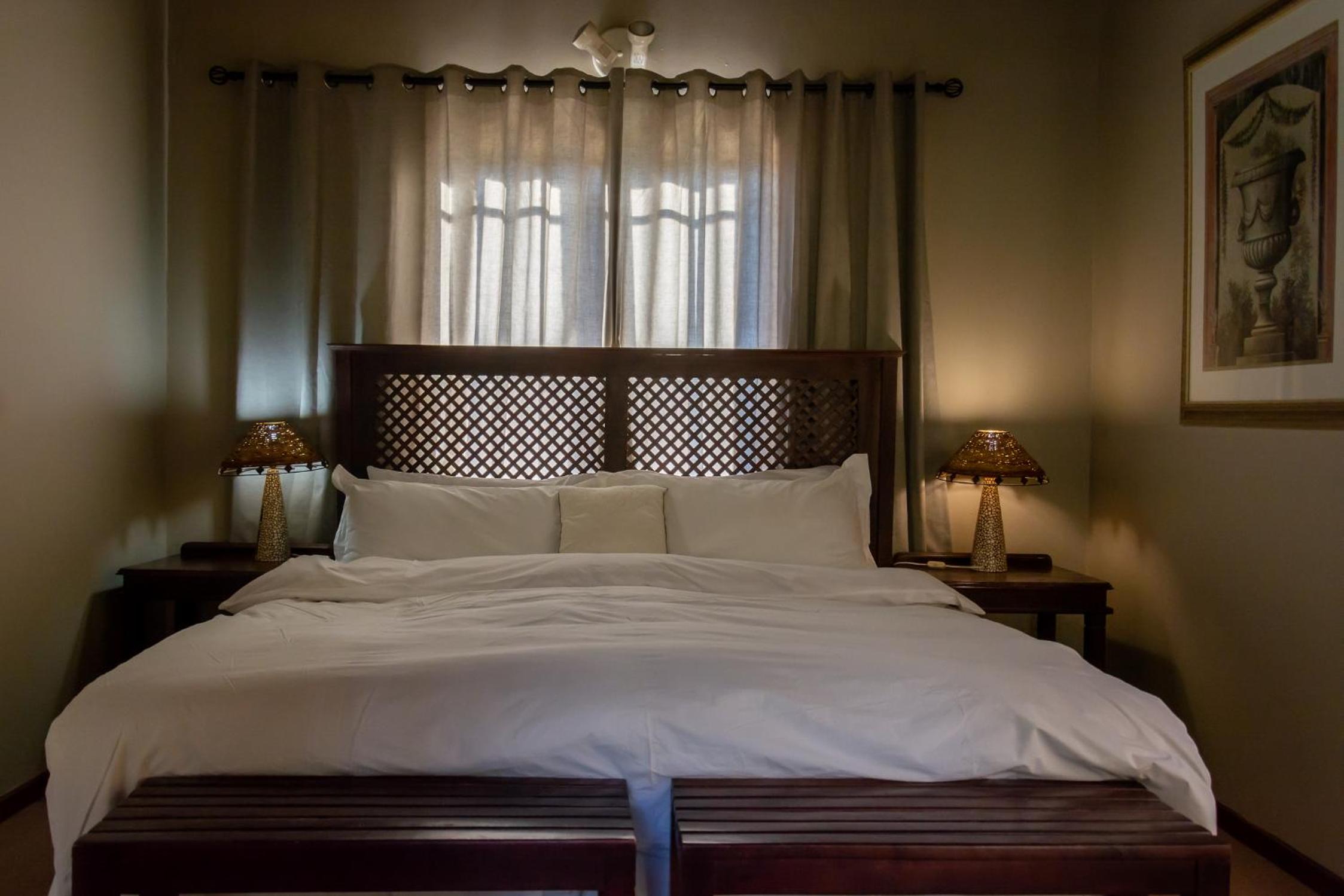 Rooiberg Lodge 7/50