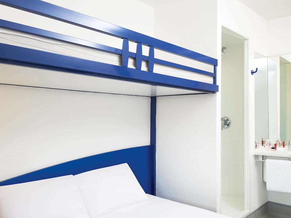 Ibis Budget Newport 21/44