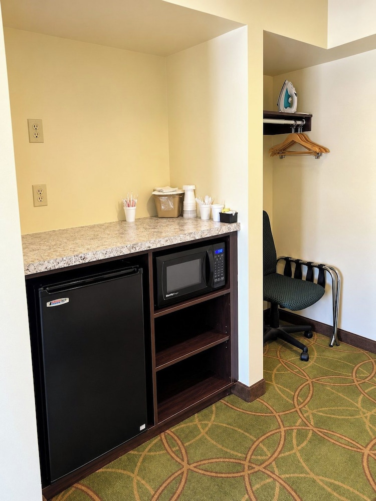 Nittany Budget Motel 7/34