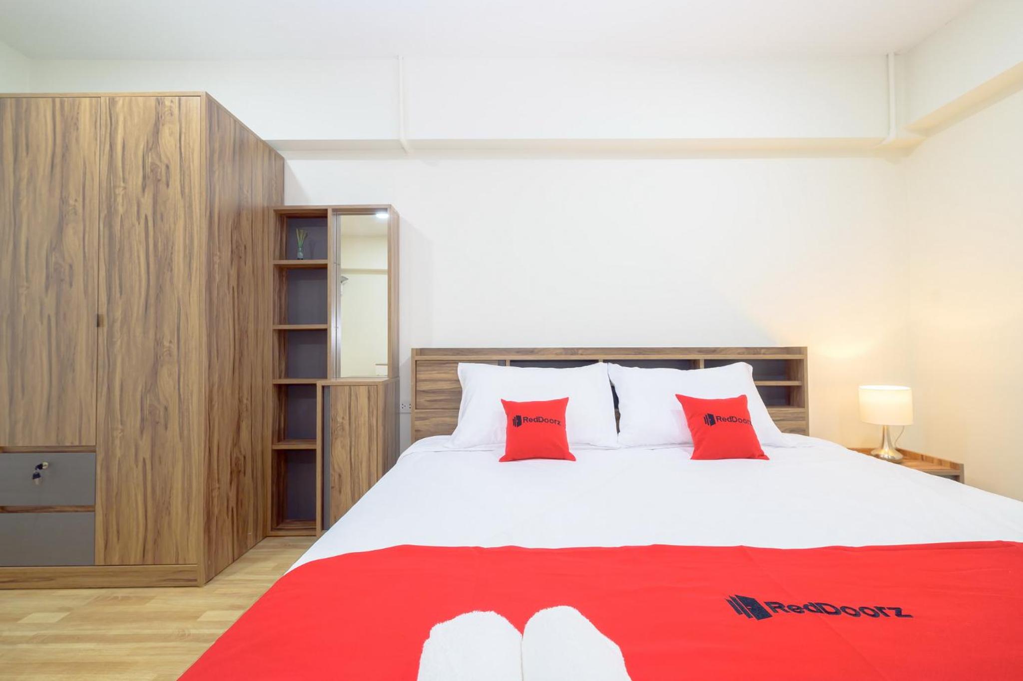 RedDoorz Plus Hoenhao Boutique Hotel Ratchada 20/36