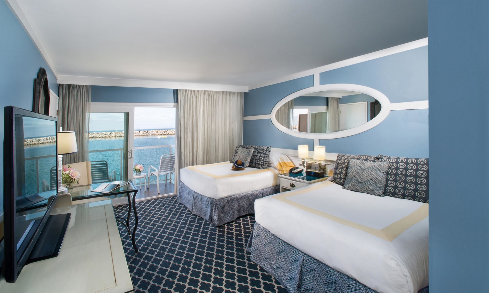 Room, 2 Double Beds, Side Ocean View