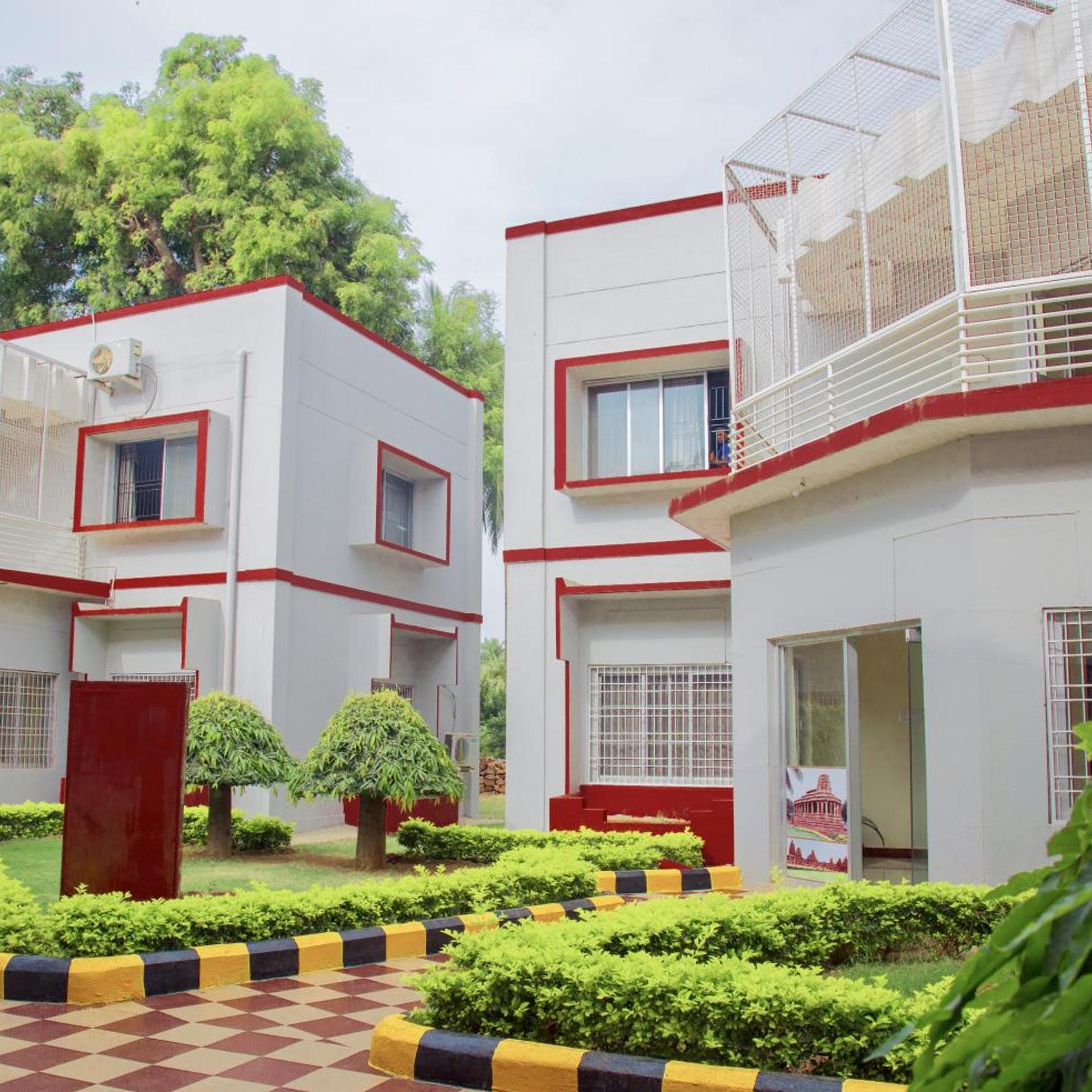 Kstdc Hotel Mayura Chalukya Badami 46/50