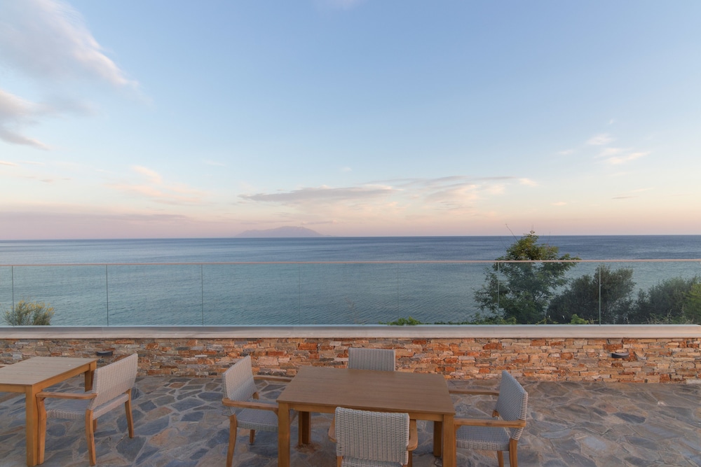 King Maron Beach Hotel & Spa 34/50