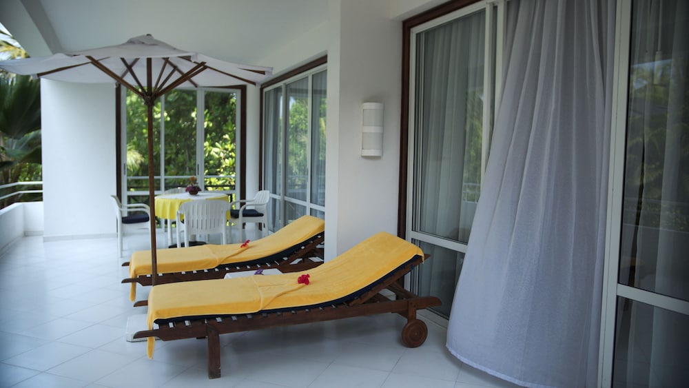 Lanka Princess 50/50