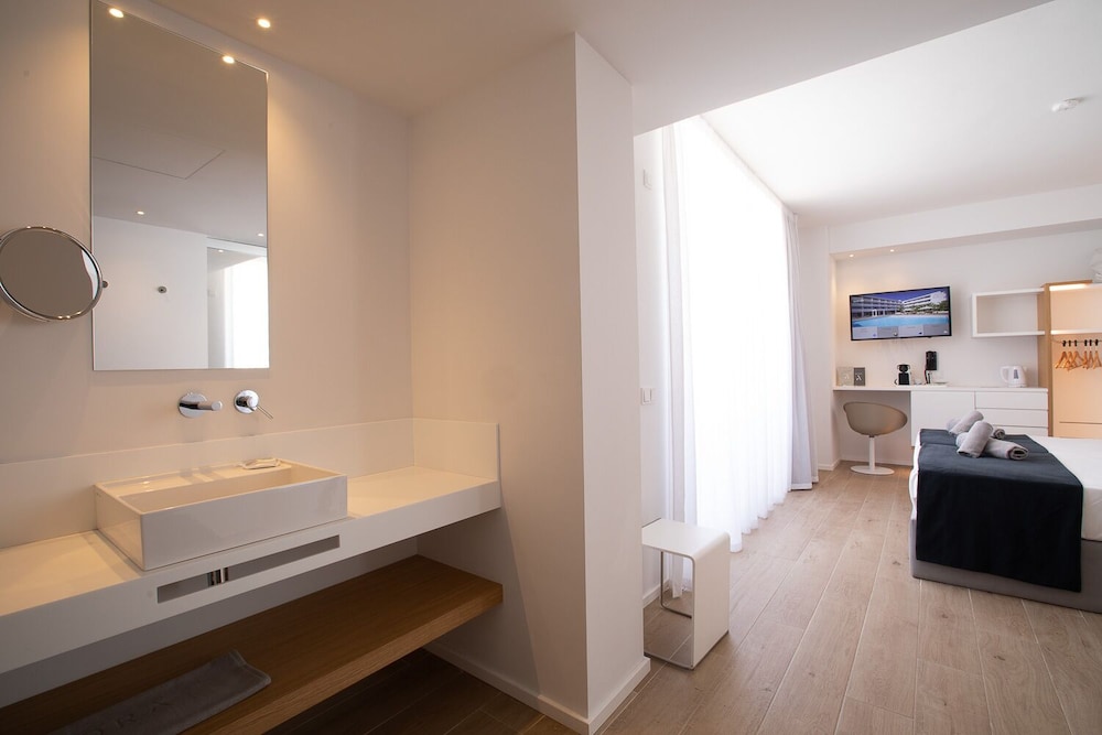 Hotel Anfora Ibiza 49/50