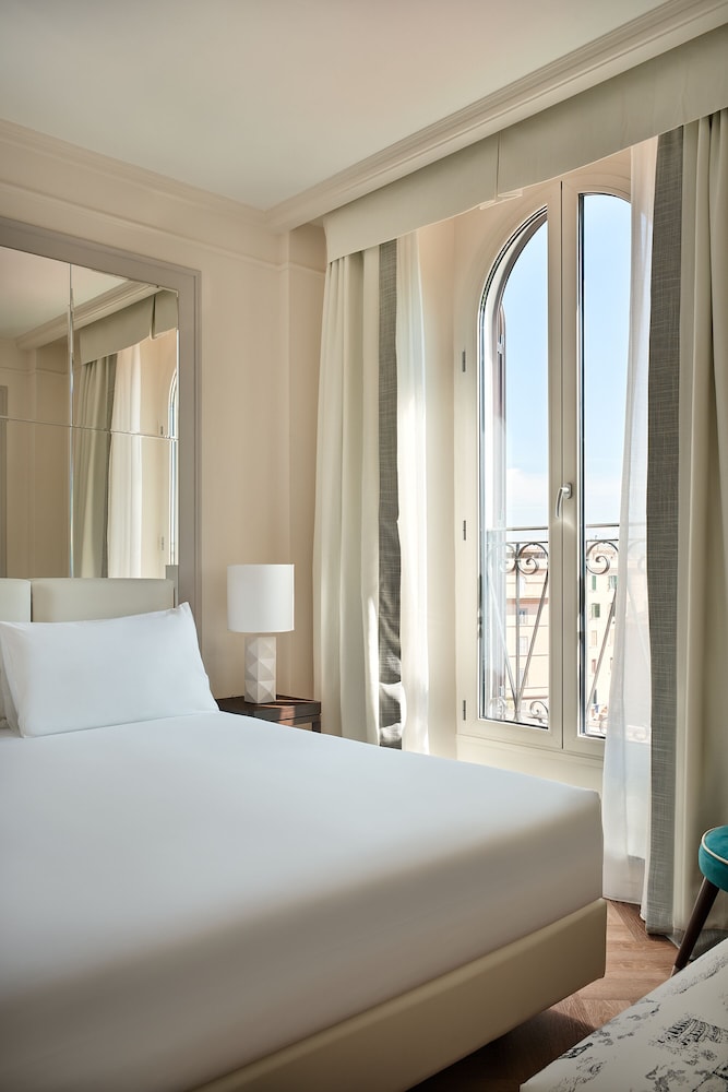 UNAHOTELS Trastevere Rome 9/80