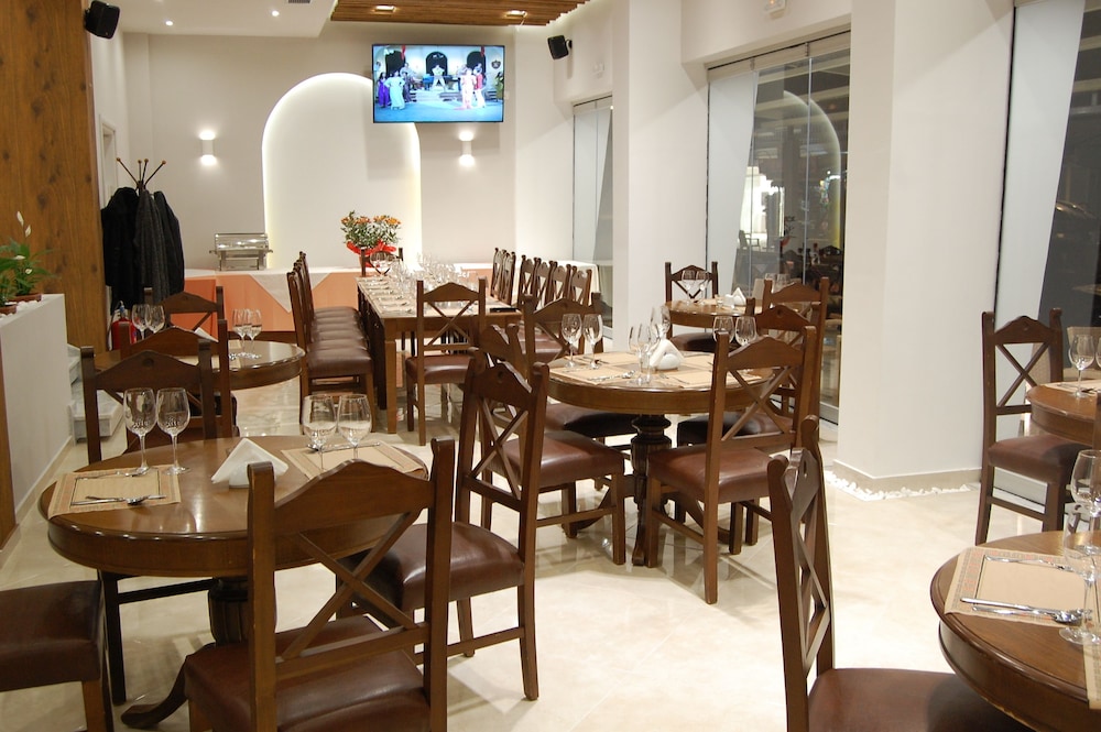 Paralia Beach Boutique Hotel 35/50