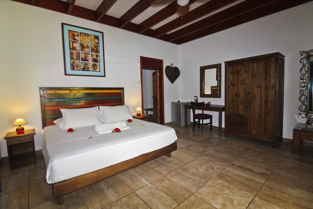 Room, King Bed