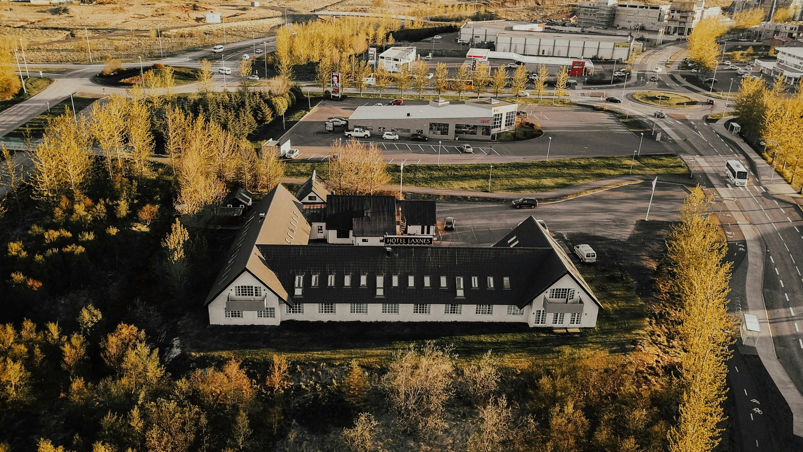 Laxnes Hotel 63/63