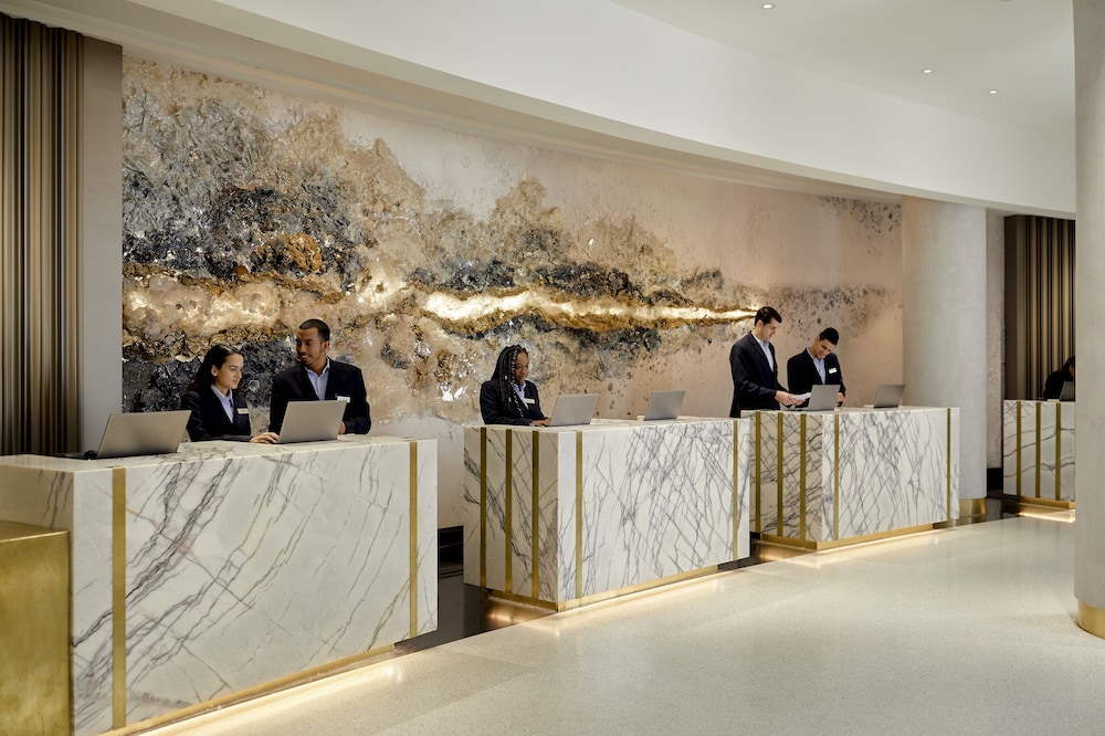 Loews Miami Beach Hotel – South Beach 10/78
