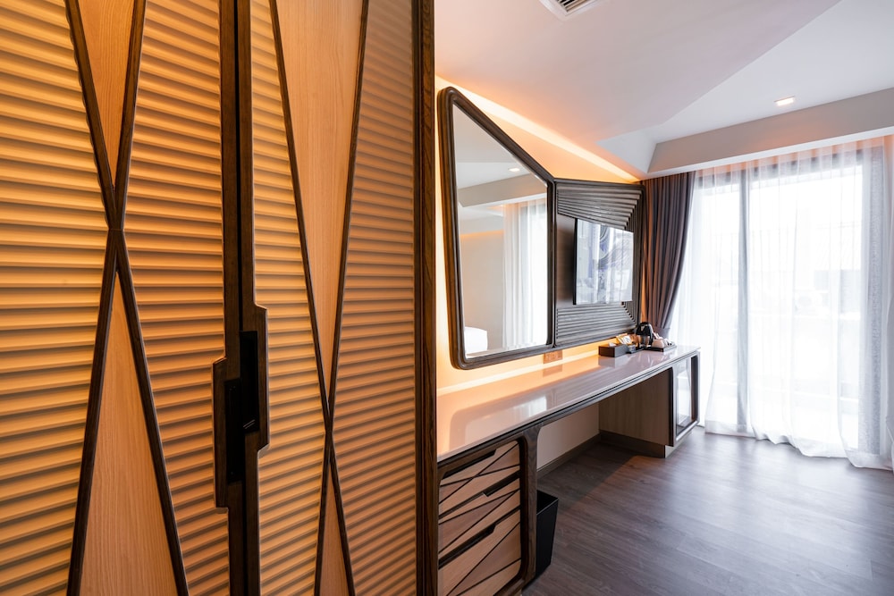 Amethyst Hotel Pattaya 49/50