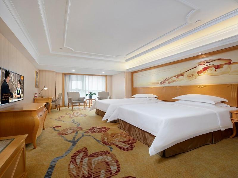 Vienna International Hotel (Zhengzhou Zhongyuan Futa) 9/34