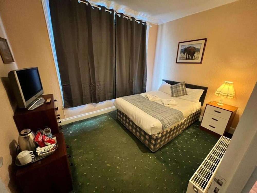 OYO Belvedere Guest House, Great Yarmouth 10/23